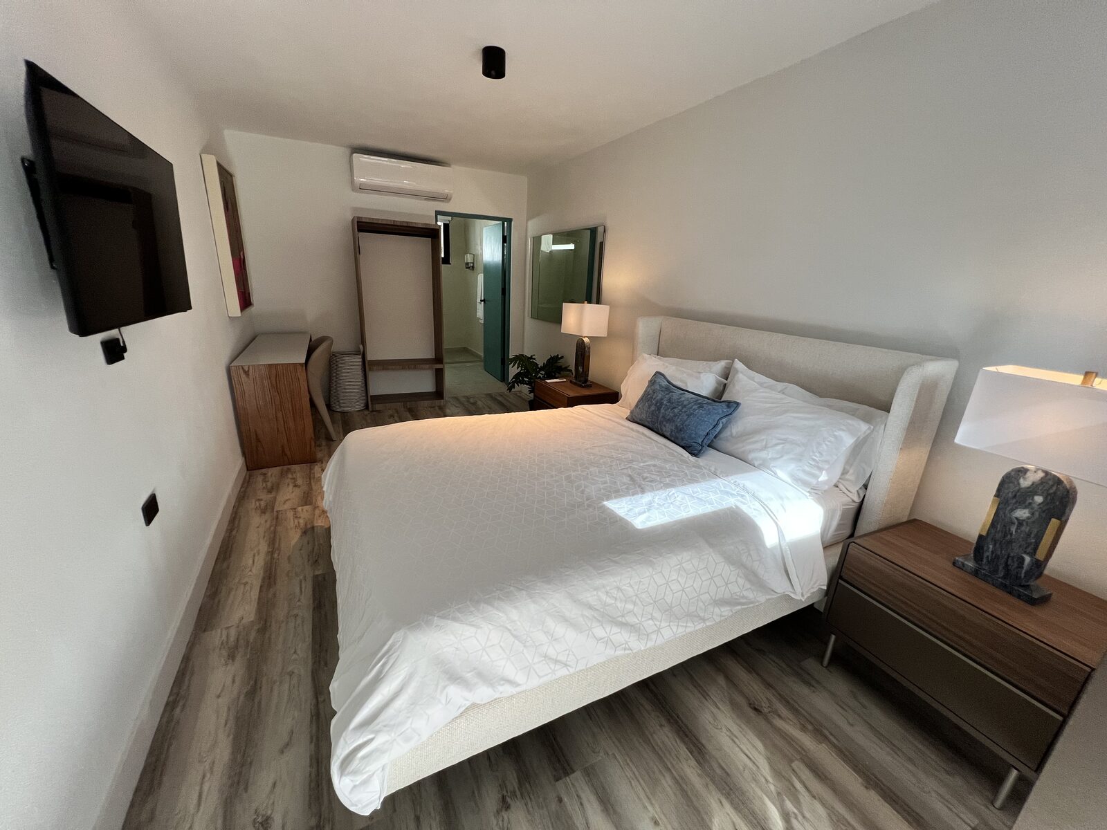 Suite 11 - Villa Azure